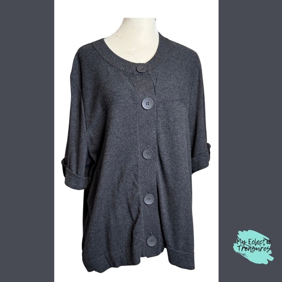 Axcess Gray Cardigan with Relaxed Fit and Rounded Neckline - Picture 1 of 10